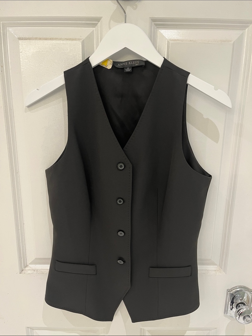 Anne Klein Black Classic Button-Front Vest